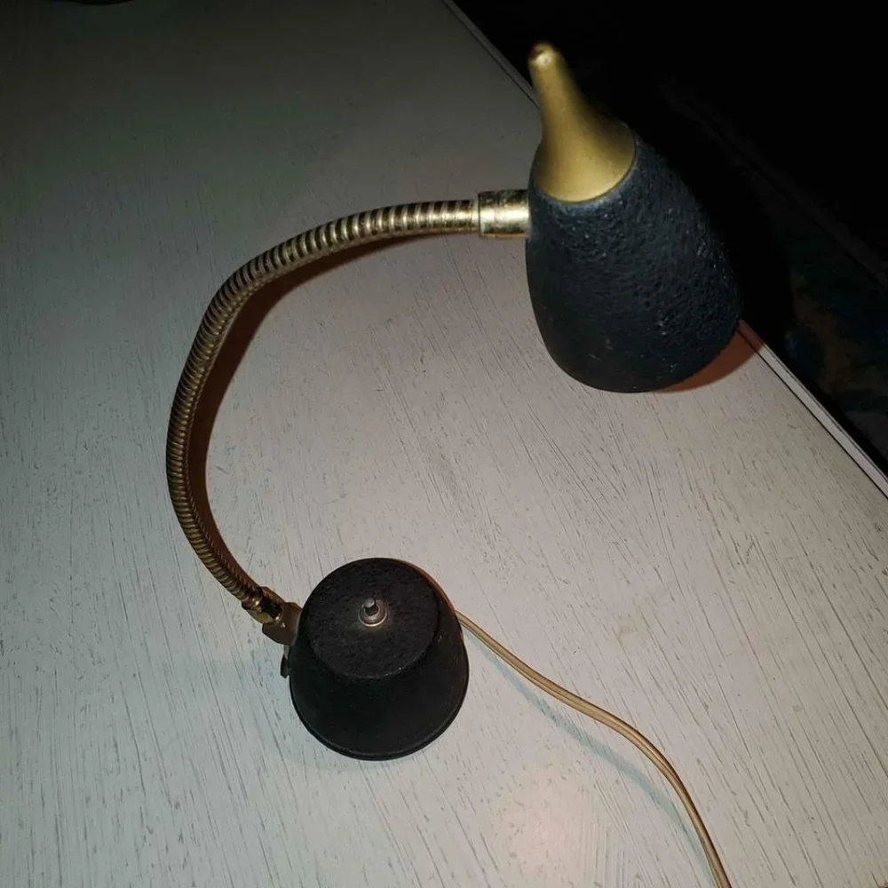 Vintage Mid Century Brass Gooseneck Adjustable Desk/table Lamp